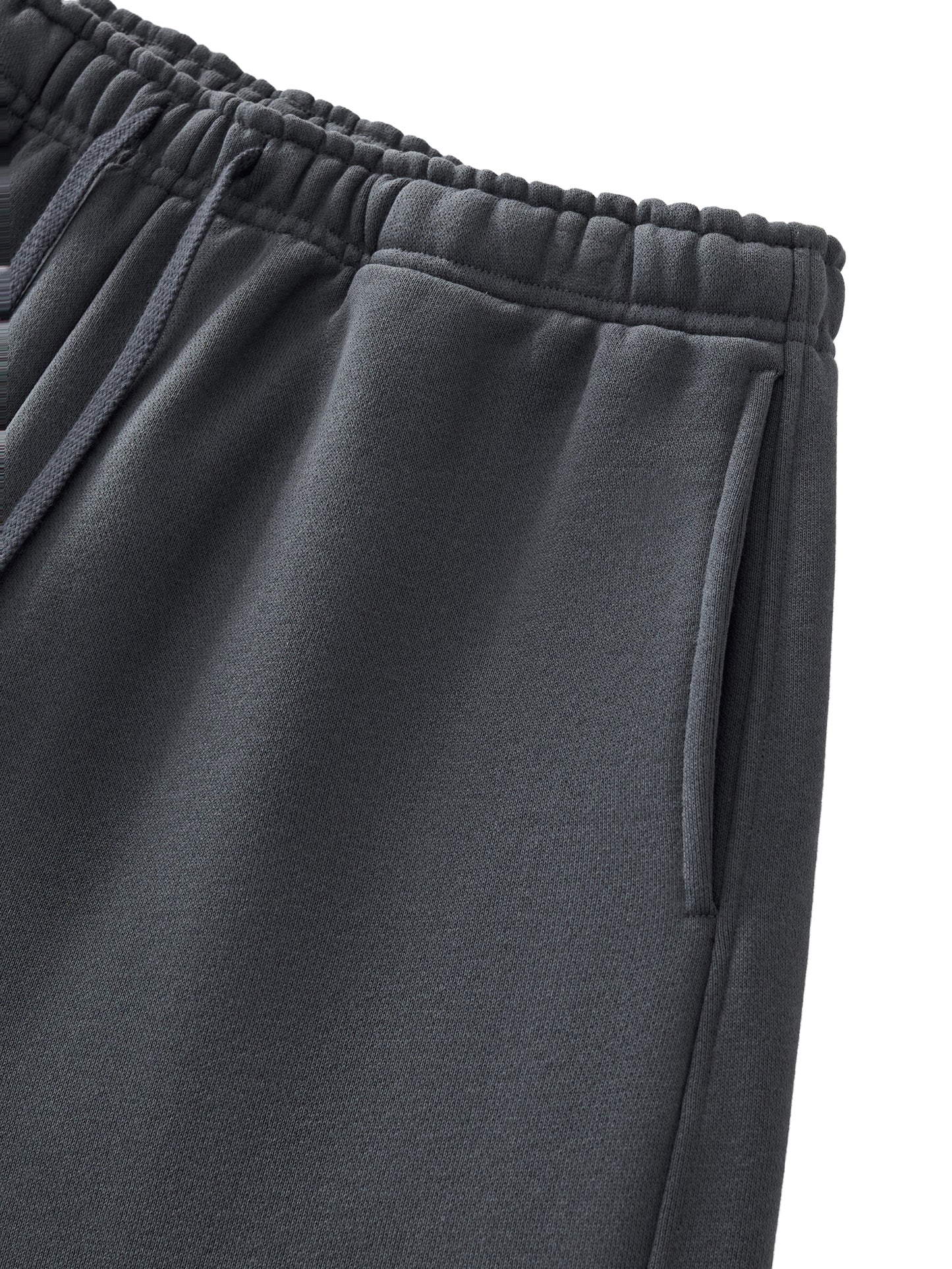 archive 2 - Logo Essential Shorts